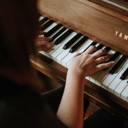 Piano Lessons With Gaya 2