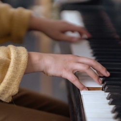 Piano Lessons With Gaya 4
