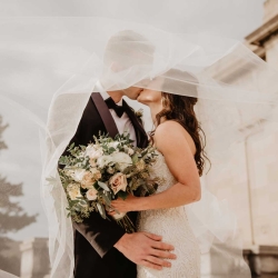 wedding escape room