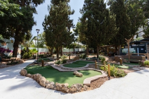mini golf